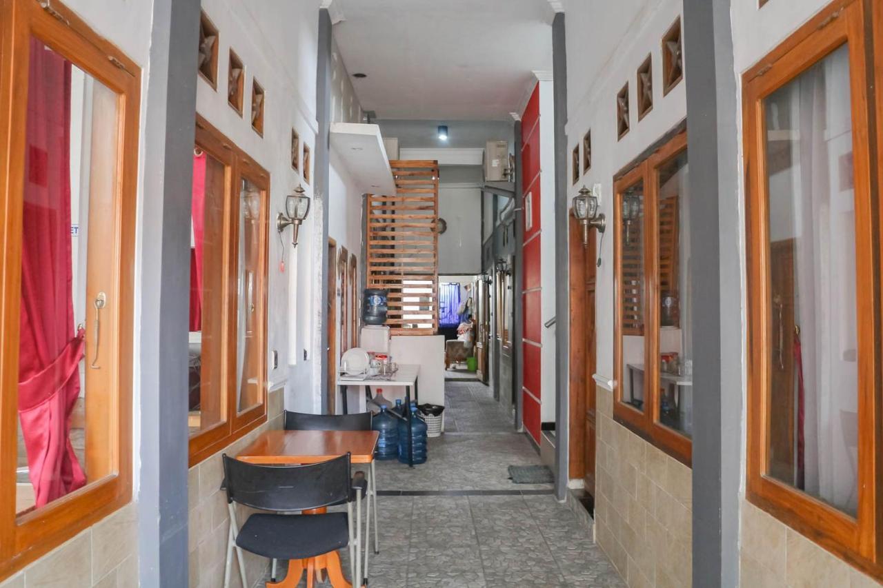 Wisma Vandera Syariah Garut Mitra Reddoorz Exterior photo